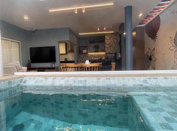 Casa de 3 quartos, Valinhos · Casa de 215 m² com 3 quartos à venda em Parque Nova Suíça