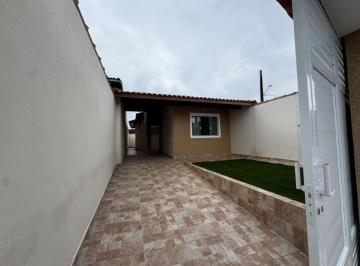 Casa de 2 quartos, Peruíbe · Casa à 2km do mar, com 2 quartos. Localizada em Peruíbe.