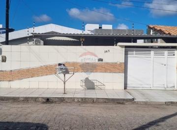 Casa · 247m² · 4 Quartos · 4 Vagas · Encantadora Casa no Cristo Redentor, João Pessoa