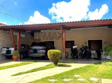 Casa · 280m² · 3 Quartos · 6 Vagas · À VENDA: Linda Casa Espaçosa com 280 m² e Geração de Energia Solar em João Pessoa!