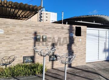 Casa · 57m² · 2 Quartos · 1 Vaga · casa moderna e reformada no Valentina