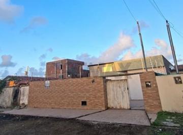 Casa · 202m² · 2 Quartos · 2 Vagas · VENDA | Casa com ótima área externa - terreno medindo 201,60 m²
