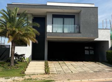 Casa · 385m² · 4 Quartos · 6 Vagas · Casa em condomínio - Loteamento Residencial Arborais