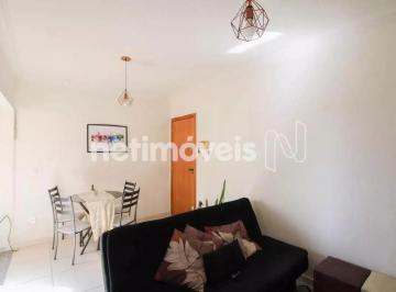 Sala · Apartamento de 2 quartos excelente para locação no Manacás!