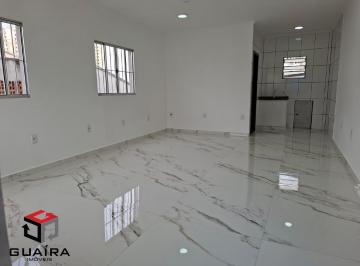 Salão · Casa Assobradada - Residencial com Sala para Comércio na Vila Apiai/ Santo André