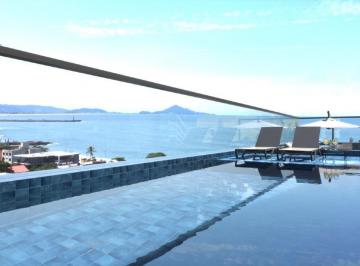 Piscina privativa do apartamento diferenciado, voltada para o mar (imagem ilustrativa) · Apartamento com piscina privativa e 3 suítes em Cabeçudas, Itajaí