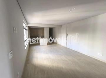 Sala · Apartamento reformado e amplo de 03 quartos com elevador no Califórnia.