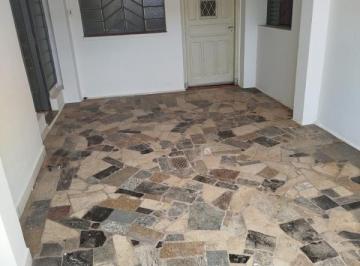 Casa · 110m² · 2 Quartos · 1 Vaga · Casa para alugar em Centro de 110.00m² com 2 Quartos e 1 Garagem