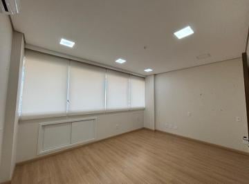 Comercial · 39m² · Sala Comercial para alugar em Centro de 39.00m²