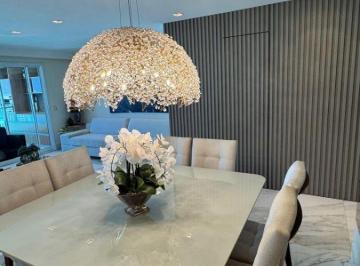 Apartamento de 4 quartos, Brasília · RUA 28 SUL- VIA TERRAZZO -ANDAR ALTO, REFORMADO,NASCENTE