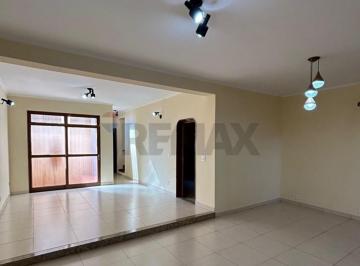 Casa · 262m² · 4 Quartos · 2 Vagas · Casa para alugar em Jardim Paulista de 262.05m² com 4 Quartos, 1 Suite e 2 Garagens