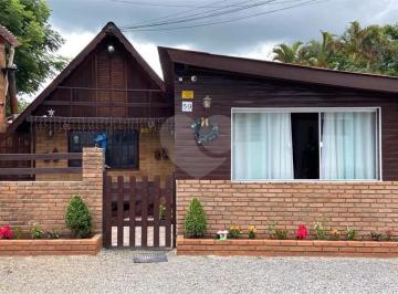 Imagem Principal · Chalé à venda em Atibaia 140m²– Condomínio fechado com lazer completo