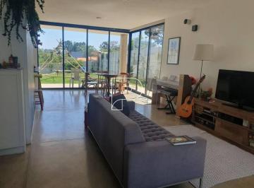 Casa · 126m² · 3 Quartos · 2 Vagas · Casa para venda em Granja Viana de 126.00m² com 3 Quartos, 1 Suite e 2 Garagens
