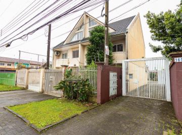 Casa · 134m² · 3 Quartos · 2 Vagas · Tríplex em Condomínio Fechado no Boqueirão – 134m²