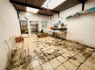 Casa · 78m² · 1 Quarto · 2 Vagas · Charmosa Casa Geminada à Venda no Ocian, Praia Grande - 1 Quarto, 2 Vagas