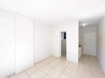 Apartamento · 37m² · 1 Quarto · Apartamento com 1 dormitório no Centro Histórico