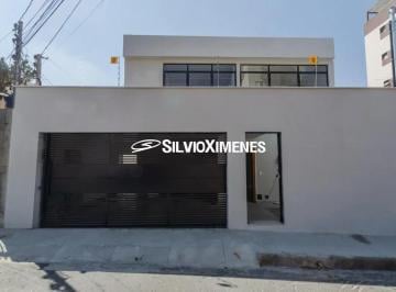 Casa · 200m² · 4 Quartos · 2 Vagas · Casa com 4 quartos à Venda, Sagrada Família - Belo Horizonte