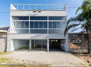 7802048d1016b63d91a19b3d71e82ba33168c8ef · Prédio frente mar com 5 vagas para alugar