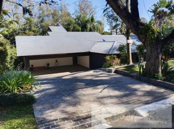 Casa · 473m² · 3 Quartos · 6 Vagas · alto padrão.