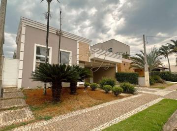 Casa · 240m² · 4 Quartos · 4 Vagas · Linda Casa com 4 Suítes e Piscina em Condomínio Fechado de Paulínia/SP