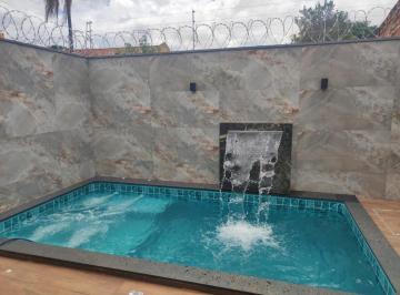 Casa · 180m² · 3 Quartos · Casa à venda - em Mansões Paraíso