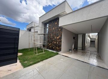 Casa · 230m² · 3 Quartos · Casa à venda - em Cardoso Continuação
