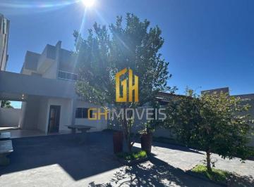 Casa · 240m² · 3 Quartos · Casa à venda - em Papillon Park