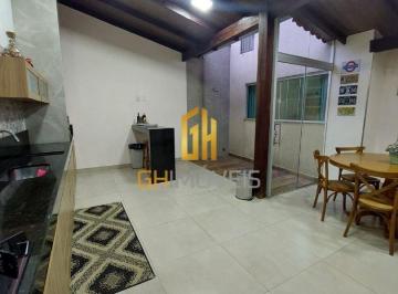 Casa · 225m² · 3 Quartos · Casa à venda - em Cardoso Continuação