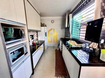 Casa · 180m² · 3 Quartos · Casa à venda - no Jardim Presidente