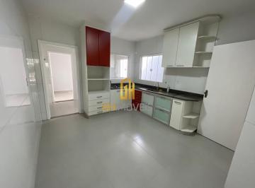 Casa · 210m² · 5 Quartos · Casa à venda - no Jardim Atlântico
