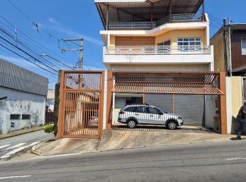 Casa · 293m² · 3 Quartos · 4 Vagas · Sobrado 293 m² com salão comercial de 140 m² à venda no Km 18.
