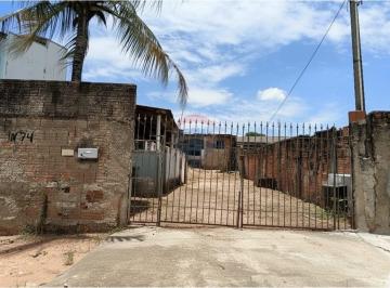 Casa · 350m² · 3 Quartos · 3 Vagas · Casa a venda com 3 quartos no bairro Vila Aeroporto em Campinas-SP.