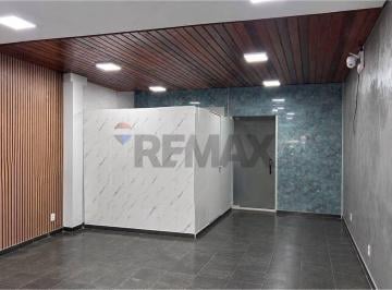 Comercial · 90m² · Ponto Comercial Vila Municipal