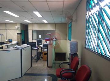 Comercial · 450m² · Prédio comercial na Mooca.