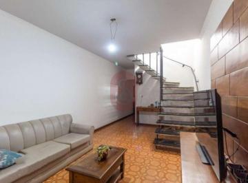 Casa · 183m² · 3 Quartos · 2 Vagas · Sobrado Penha com 3 quartos, localizado a 11 minutos andando até o Shopping Penha