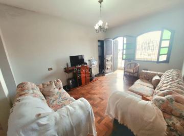 Casa · 264m² · 3 Quartos · 2 Vagas · Casa assobradada na Ermelino Matarazzo com 2 residências em terreno de 300 m²