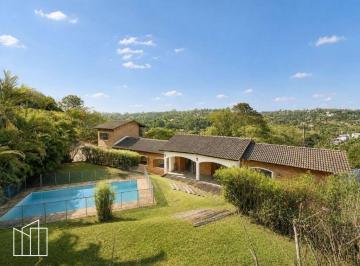 Vista aérea da casa em condomínio com piscina e pomar, na Granja Viana II. · Casa em condomínio, Granja Viana II, 4 dormitórios, piscina, pomar, lareira, ane