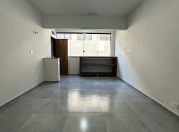 e78661f52164dd8560940c63c6ad1701ed60b9e0 · Sala para alugar por R$ 1.900,00/mês - Centro (São Roque) - São Roque/SP
