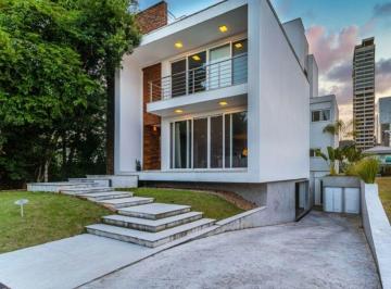 foto1 · Casa no Condomínio Fechado Porto Riviera na Praia Brava em Itajaí