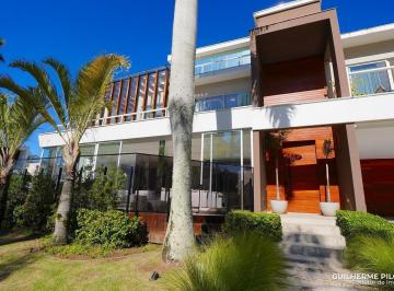 foto1 · Casa no Cond. Porto Riviera na Praia Brava em Itajaí