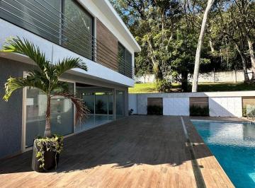 foto1 · Casa no Condomínio Bella Vista Residence Club em Balneário Camboriú