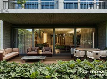 foto1 · Casa Residencial AYA em Balneário Camboriú