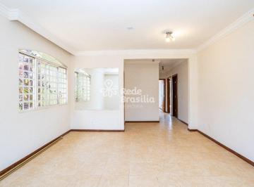 Casa · 210m² · 4 Quartos · 3 Vagas · TH36317 - Smln Trecho 13 Lago Norte - Res. Nosso Lar, Casa em Condomínio 04 quartos, 210m². Agende s