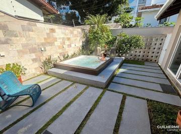 foto1 · Casa a poucos metros da Praia de Cabeçudas