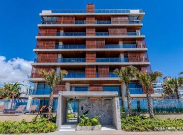 foto1 · Cobertura Duplex no Ed. Tirreno Residenziale na Praia Brava de Itajaí