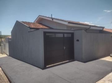 83f8eaabb8bd2d0b7a01ac799a7c34ec6df1ba22 · Casa com 3 dormitórios para alugar, 80 m² por R$ 2.200,00 - Jardim São João - Lençóis Paulista/SP