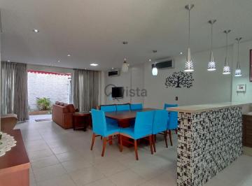 Casa · 342m² · 4 Quartos · 4 Vagas · Casa Triplex Geminada em condomínio de Alto Padrão à Venda na Enseada no Guar...