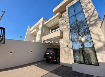 54260e5679e3f2e1b4a49dd4391458abefbc6c3d · Sobrado triplex de alto padrão com 3 suítes e piscina no Maria Luiza
