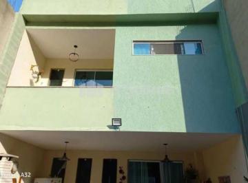 Casa · 210m² · 3 Quartos · 2 Vagas · Casa com 3 quartos na Avenida Carlos Pontes - Jardim Sulacap
