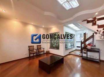 Casa · 247m² · 3 Quartos · 2 Vagas · Sobrado residencial de madeira para aluguel no Bairro Anchieta